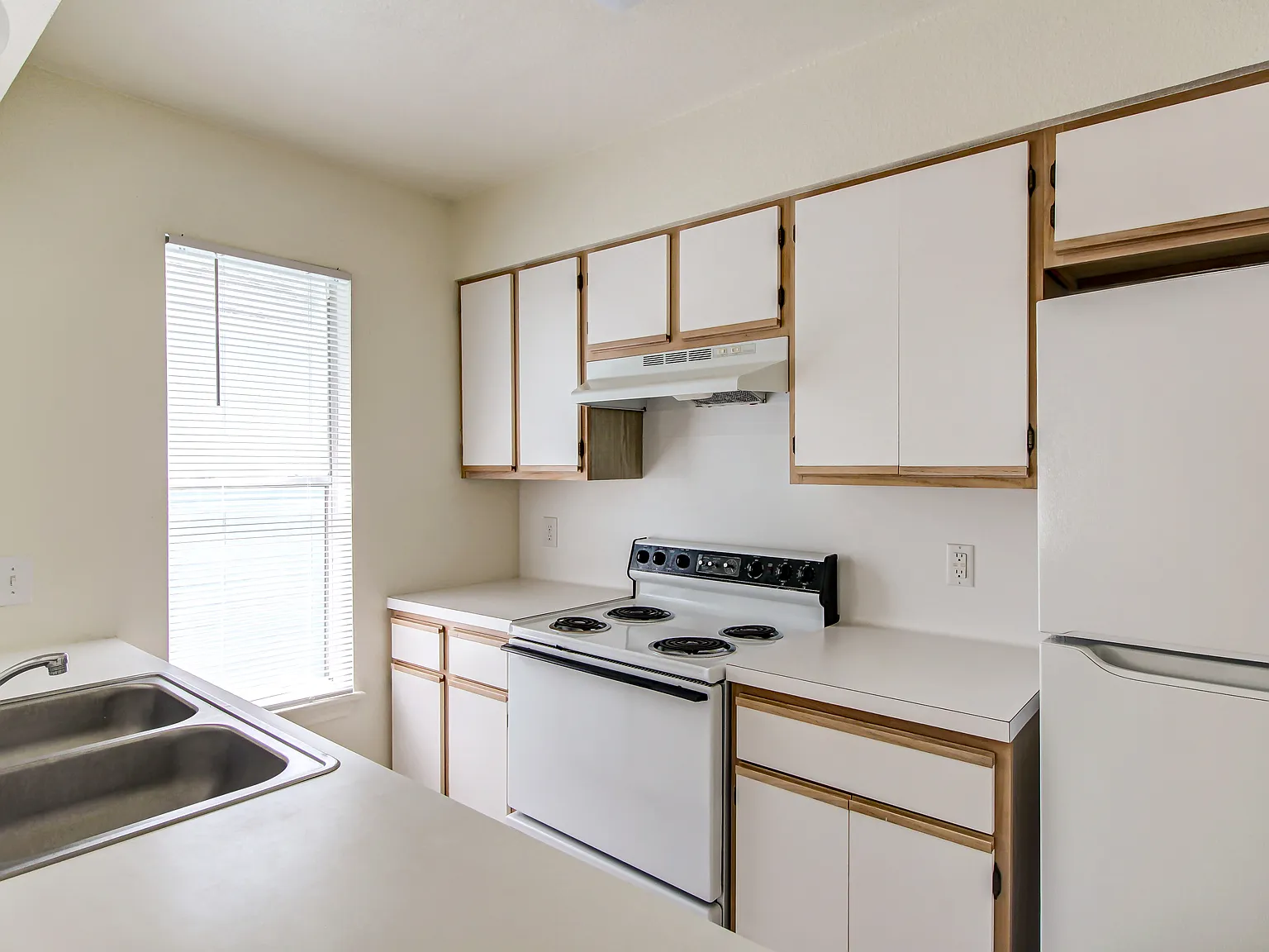 Oak Terrace Apartments — Photo 4