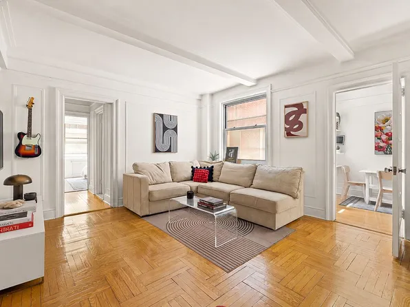 345 W 55th St APT 5A, Manhattan, NY 10019