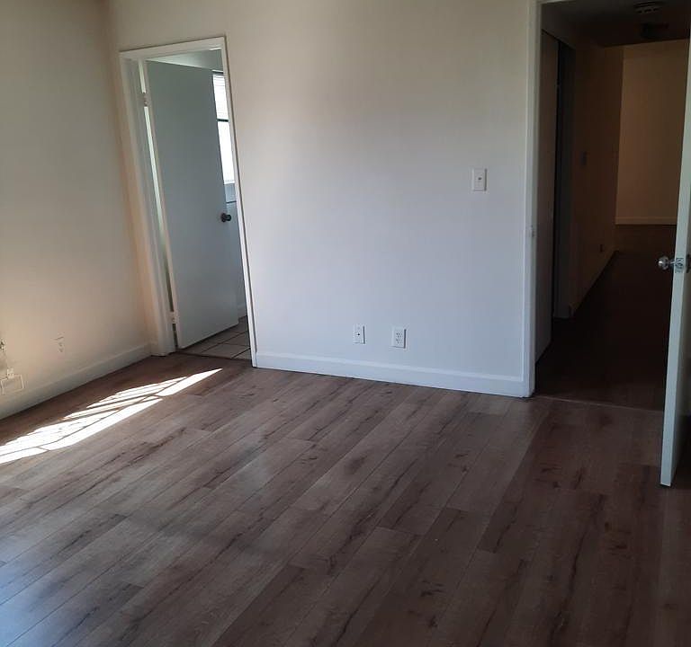2nd image of 1604 S Gladys Ave APT B
