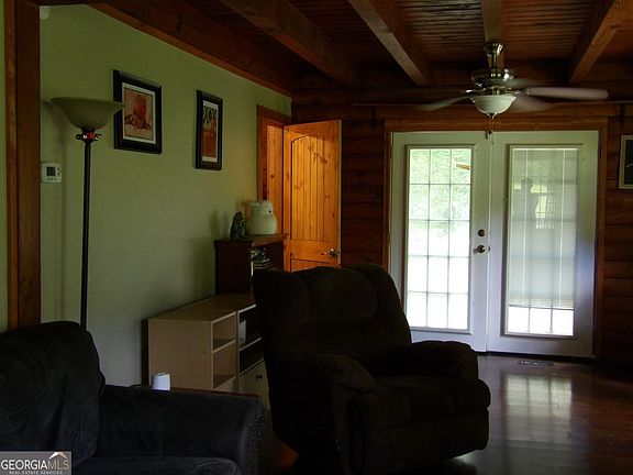 4th image of 3096 Campground Rd