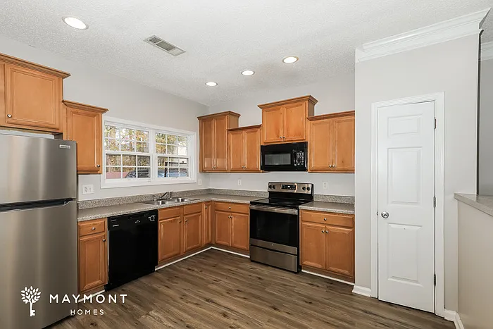 6427 Olmadison Ln — Photo 7
