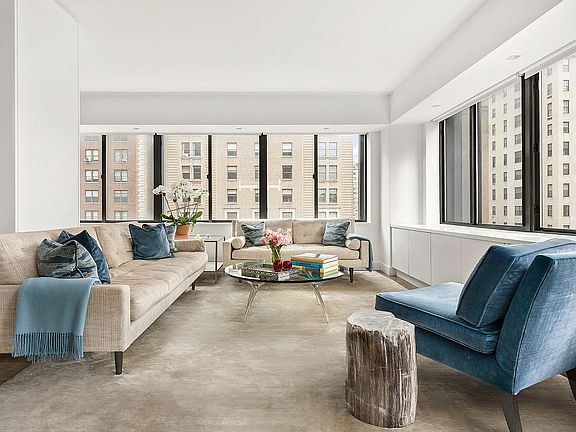 2nd image of 900 Park Ave APT 5BC