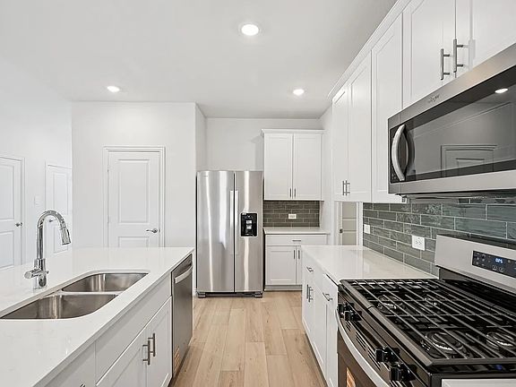 2nd image of 522 Blanton St