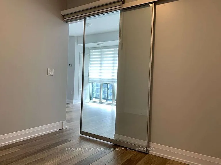 77 Mutual St #705 — Photo 3