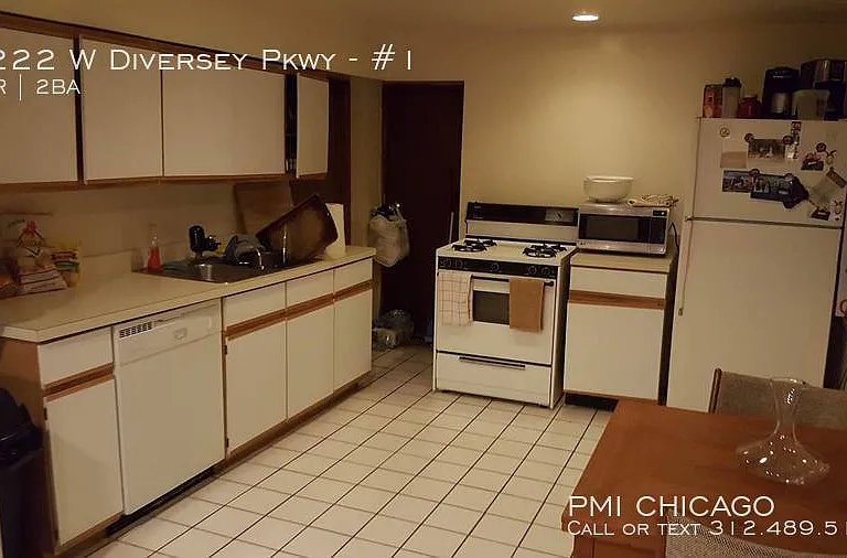 1222 W Diversey Pkwy #1 — Photo 13