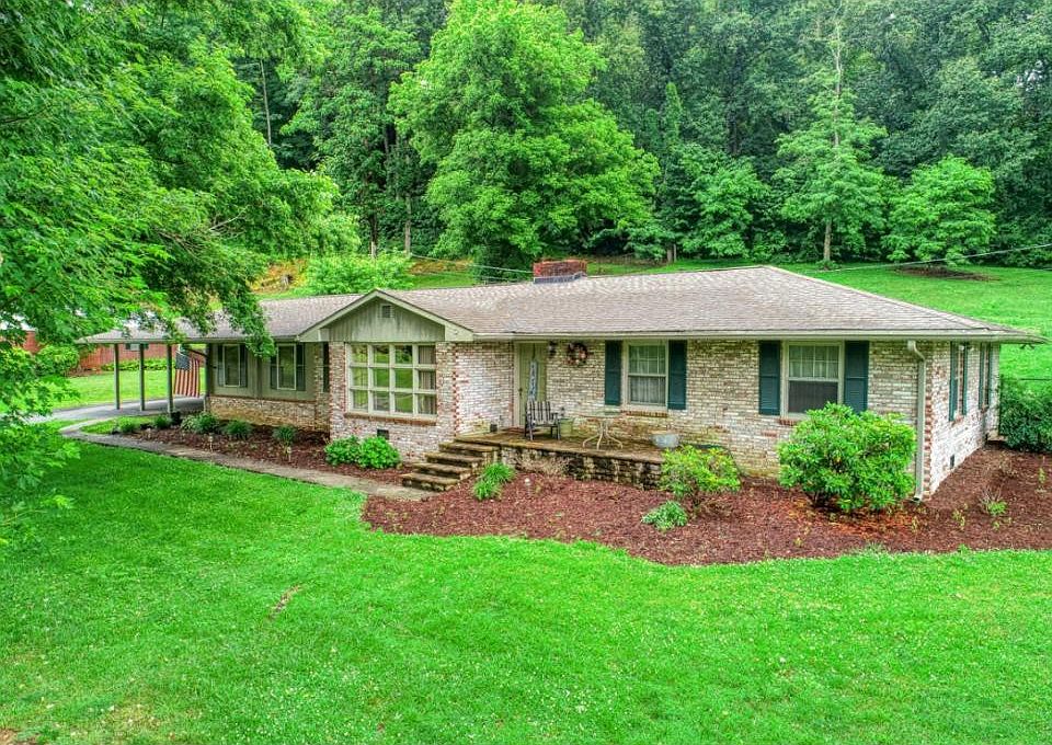 1st image of 307 W Hills Dr