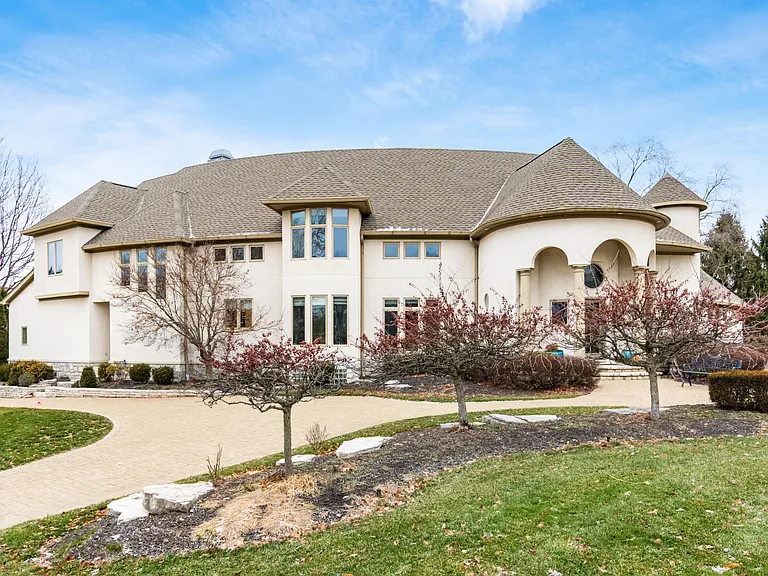4602 Sandwich Ct — Photo 95