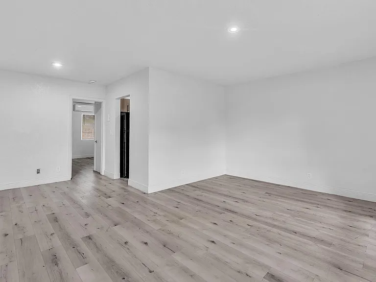 2781 SW 2nd St #1 — Photo 10