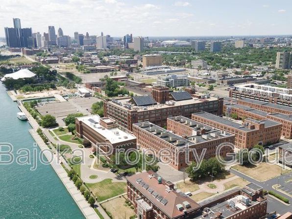 200 River Place Dr APT 49