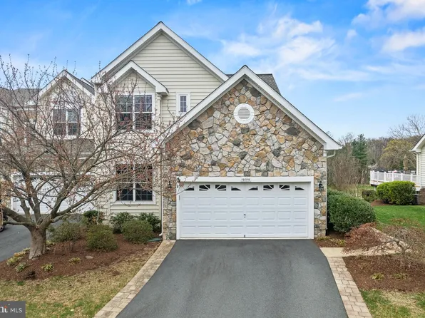 19899 Naples Lakes Ter, Ashburn, VA 20147