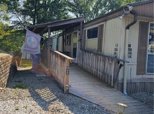 200 Iowa Ln, North Huntingdon, PA 15642