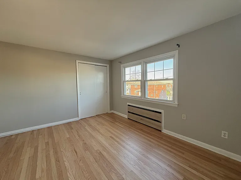 175 Van Winkle St #2 — Photo 9