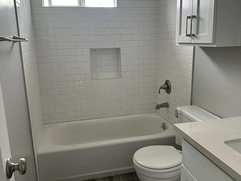 732 9th St #C — Photo 7