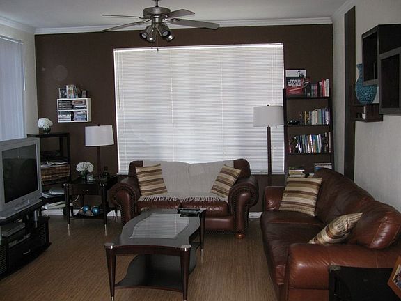 Spacious living room