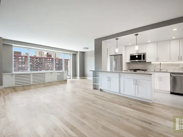 392 Central Park W APT 18N, New York, NY 10025