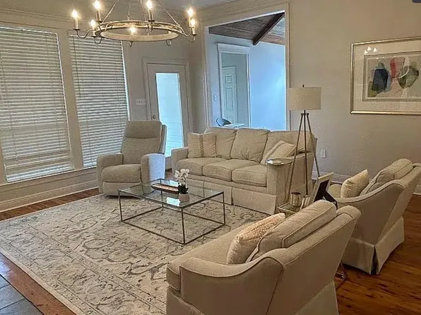 18530 Plantation Blvd, Prairieville, LA 70769