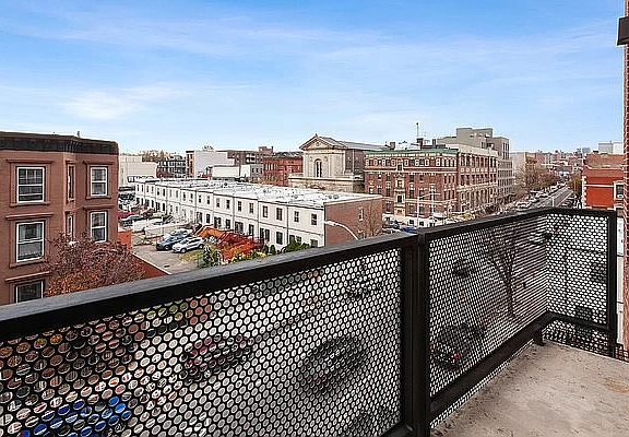 3rd image of 785 Dekalb Ave APT 3H