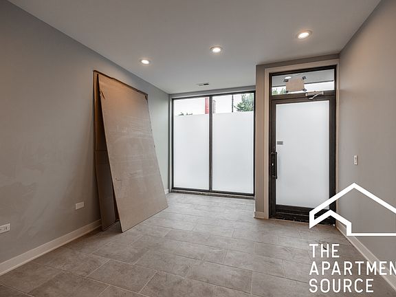 5th image of 5416 W Belmont Ave #B