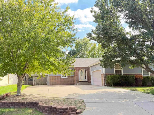 2342 N Sandplum St, Wichita, KS 67205