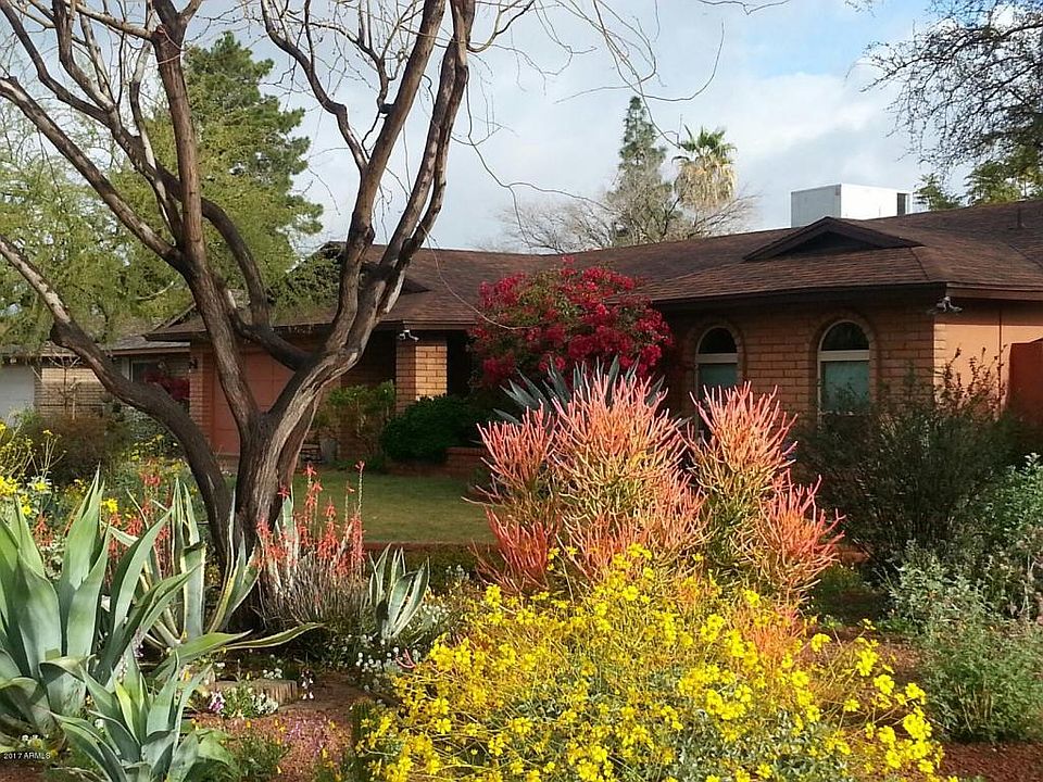 1st image of 2146 E Manhatton Dr