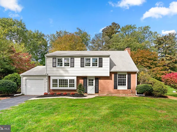 3018 Greenway Dr, Ellicott City, MD 21042