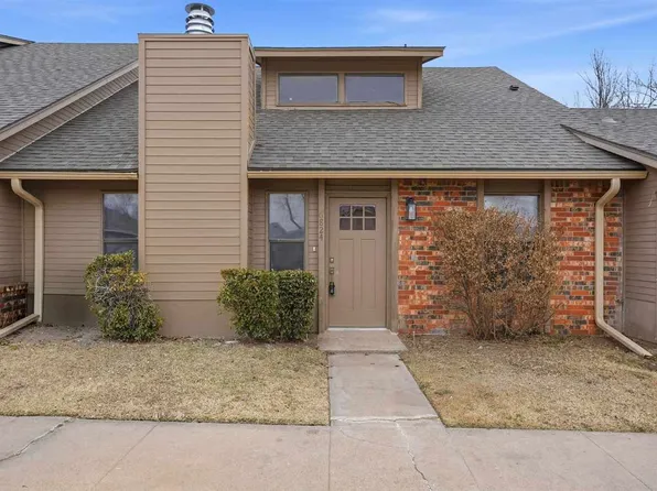 6824 NW Willow Springs Dr, Lawton, OK 73505