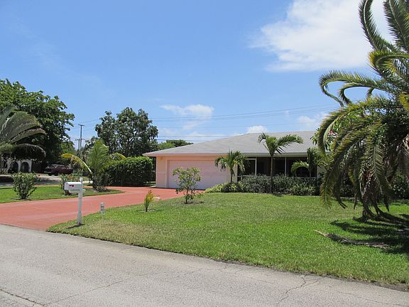 4th image of 502 Heron Dr