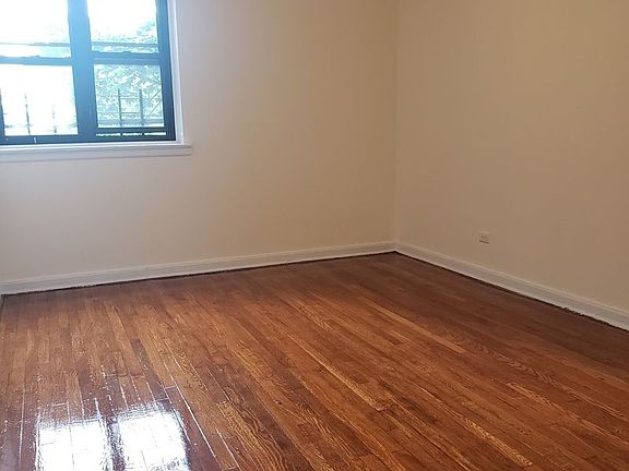 2nd image of 2807 Kings Hwy #3N