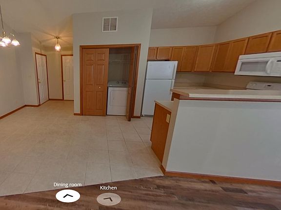 4th image of 3907 Ledyard St
