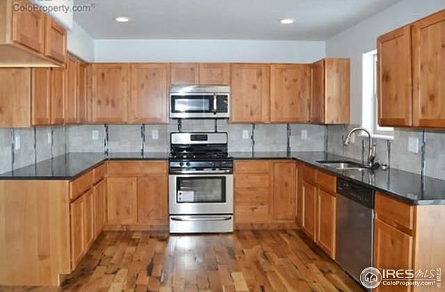 2nd image of 2610 Wharf St