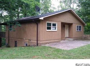 137 Frankie Ln, Flat Rock, NC 28731