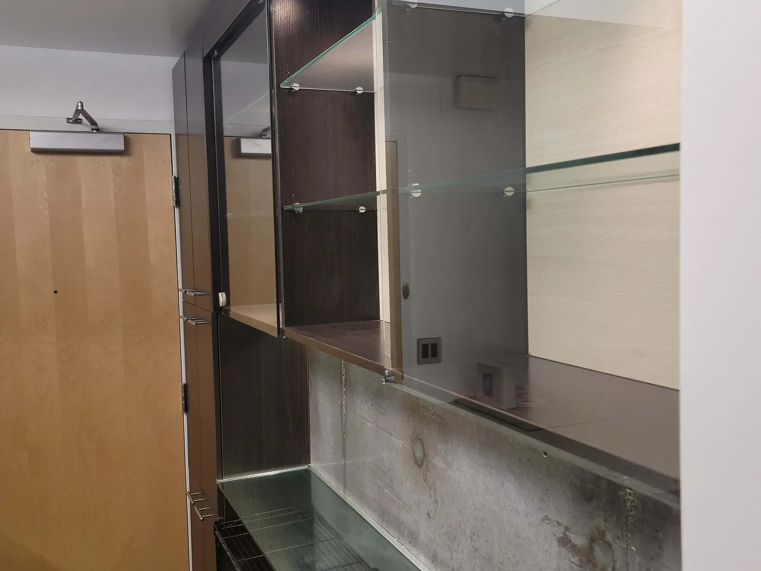 Studio, 325 sqft, $2,600 — Photo 4