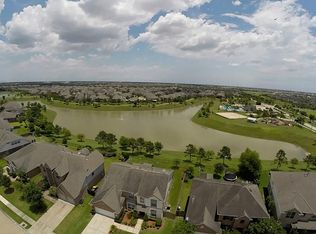 2805 Catalina Shores Dr, Pearland, TX 77584