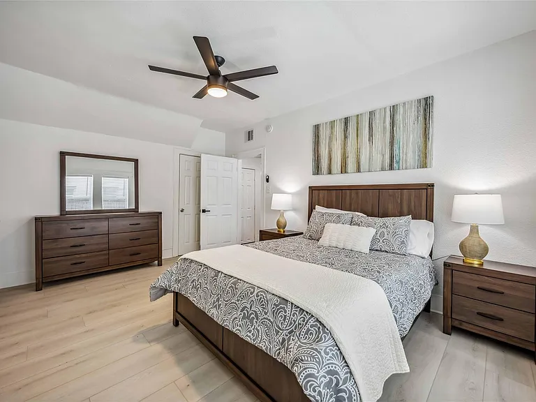 2714 Palm St #2 — Photo 8