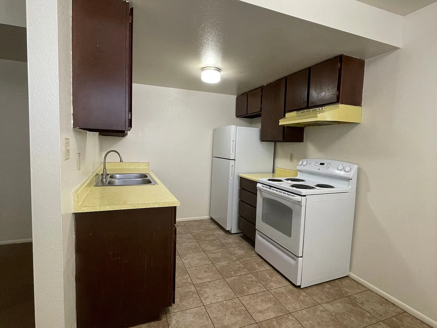 1 bed, 600 sqft, $1,130 — Photo 4