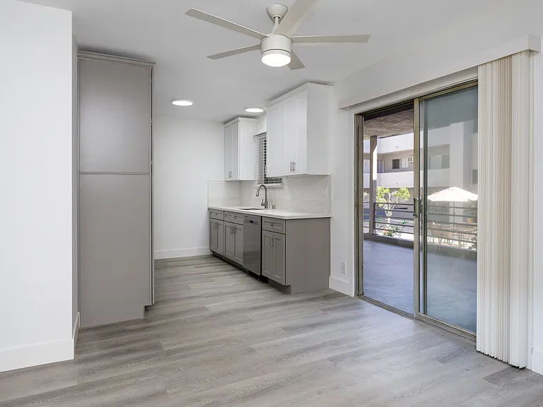 West Brent Apartments — Photo 71