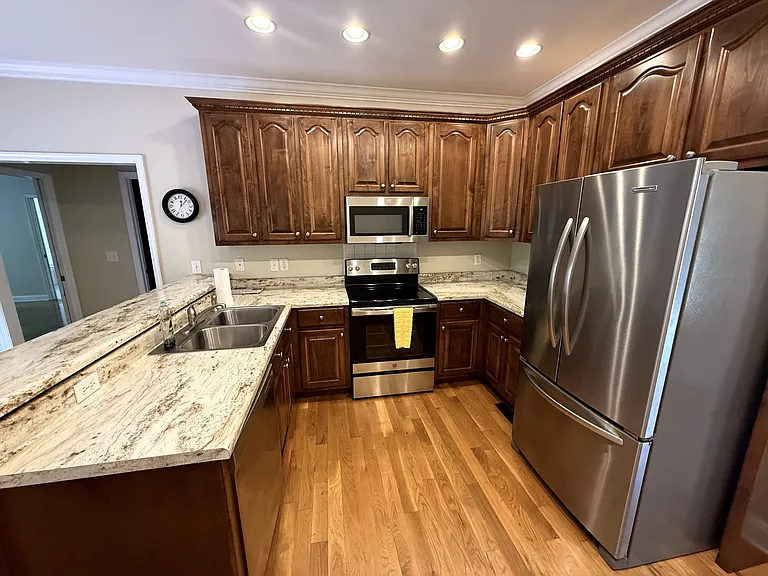 215 Woodson Dr — Photo 5