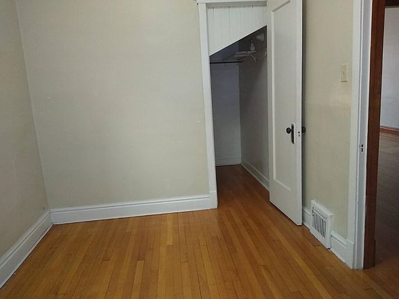 4th image of 2114 S 59th Ct #1