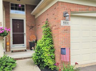5531 Greenway Dr #91, Trenton, MI 48183