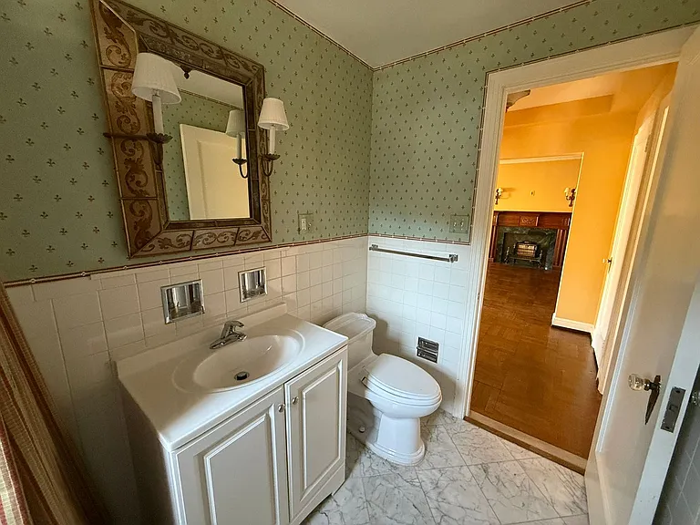 The Royal York Apartments — Photo 115