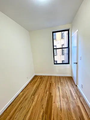 Rented by Corcoran | media 14