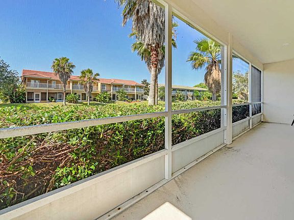 2nd image of 1795 Noel Pl Unit 101