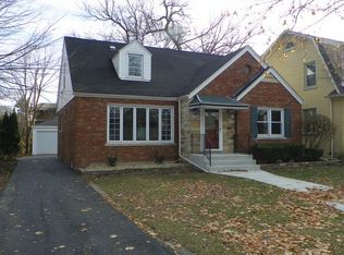 9921 S Hoyne Ave, Chicago, IL 60643