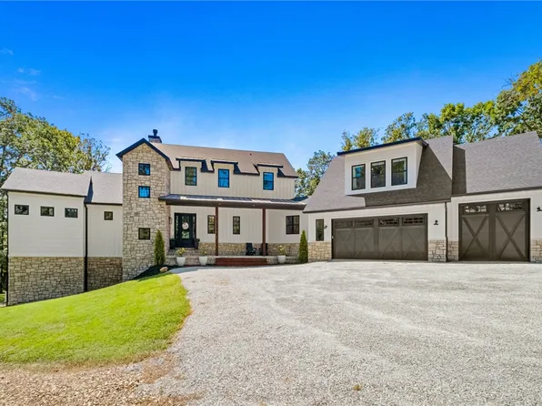 18291 Peterson Rd, Gentry, AR 72734