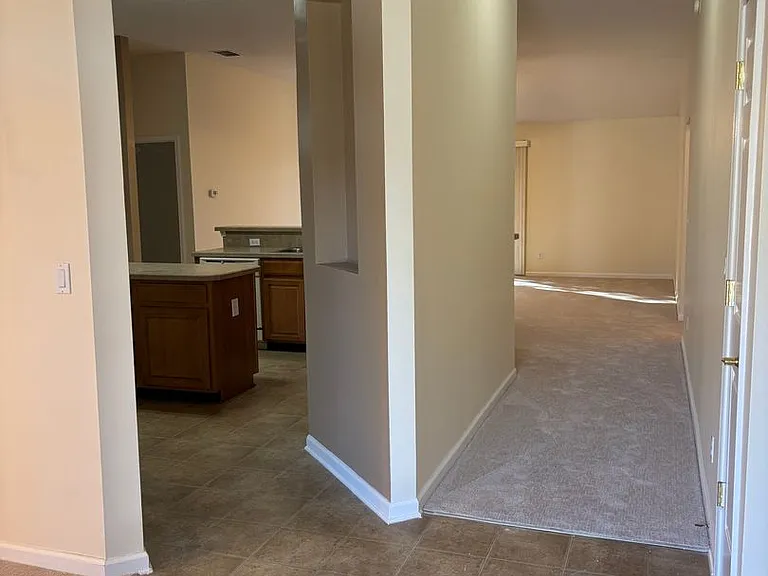 299 Johns Creek Pkwy — Photo 10