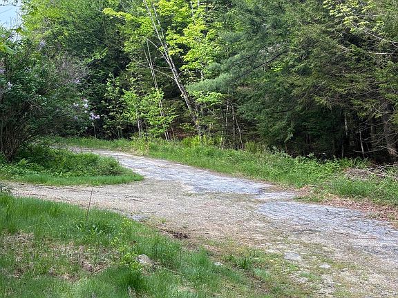 5th image of 7 Bog Brook Loop