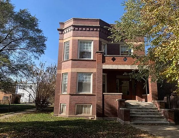 1st image of 7812 S Peoria St #2