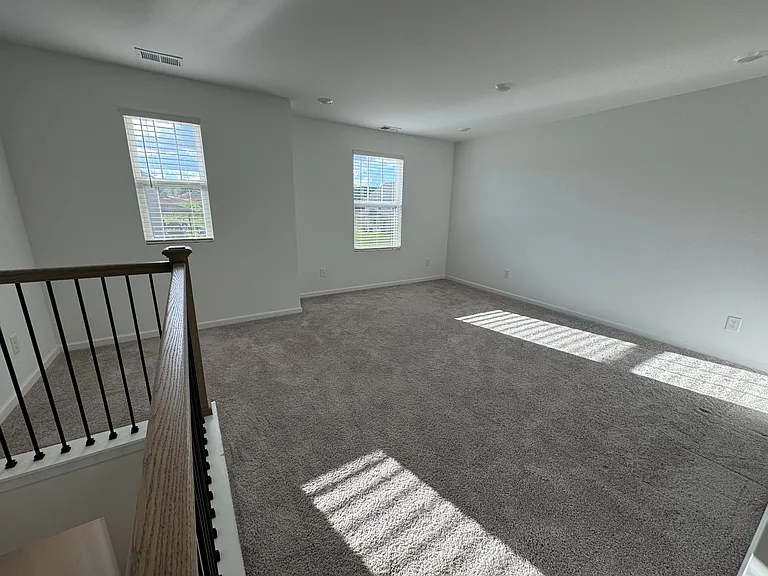 213 Charlie Pl — Photo 8