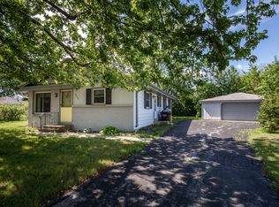 2425 Broadleaf Ct, Racine, WI 53402