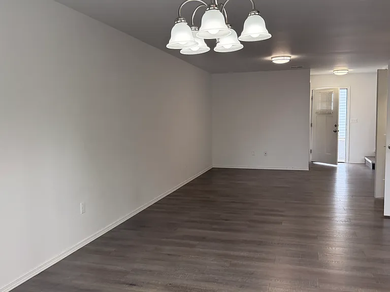 2637 W Marina Dr #8 — Photo 3